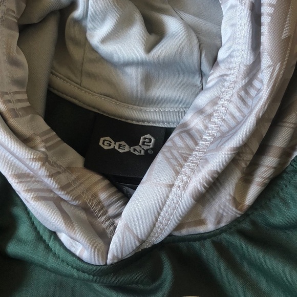 𝅺Official Michigan State pullover. NWT - Picture 2 of 3